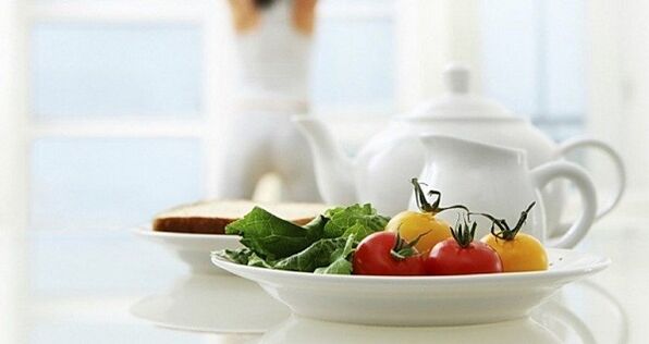 Dukan diyetinde otlar ile domates