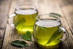 Akdeniz diyeti için yeşil çay